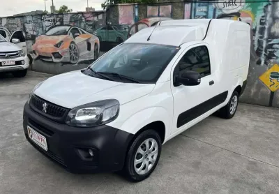 Peugeot Partner Rapid Busin. Pack 1.4 Flex Mec. - Branca - 2023/2024