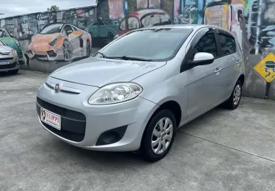 Fiat Palio 1.0 EVO ATTRACTIVE 8V FLEX 4P MANUAL - Prata - 2015/2015