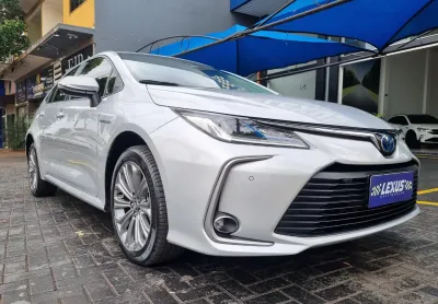 Toyota corolla altis hybrid 2022