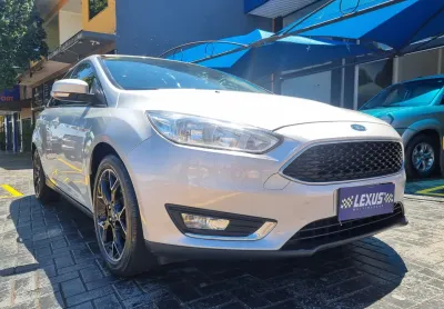 Focus hatch se 2.0 automático