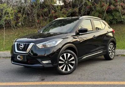 Nissan kicks sv cvt 2017