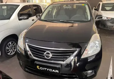 Nissan versa 16sl flex 2013