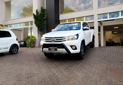 Toyota hilux cd srv 4x4 2.8 tdi diesel aut.