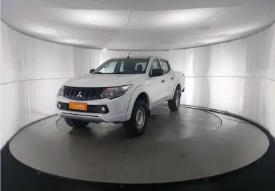 Mitsubishi l200 triton 2023 2.4 16v turbo diesel gl cd 4x4 manual