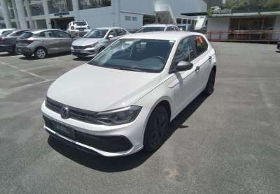 Volkswagen polo 2025 1.0 mpi track manual