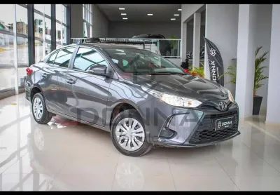 Toyota yaris xl sedan 1.5 flex 16v 4p aut.  - cinza - 2024/2024