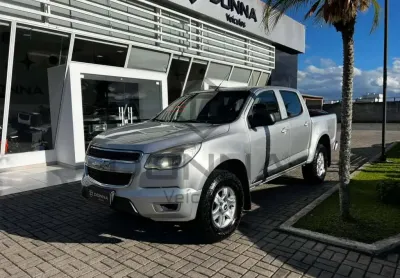 Chevrolet s-10 pick-up ls 2.8 tdi 4x4 cd dies. mec. - prata - 2014/2014