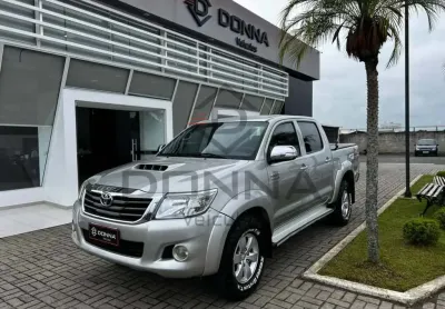Toyota Hilux HILUX SRV 3.0 4X4 AUT  - Prata - 2013/2014
