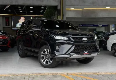 Toyota hilux sw4 2023 2.8 d-4d turbo diesel diamond 7l 4x4 automático