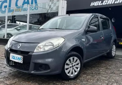 Renault sandero authentique 1.0 2012