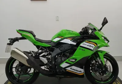 Kawasaki ninja zx4r