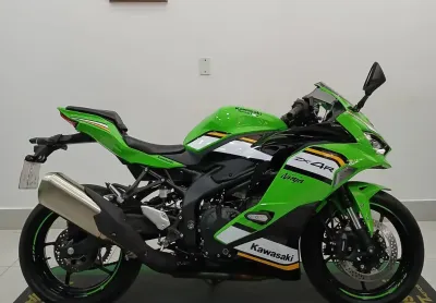 Kawasaki ninja zx4r