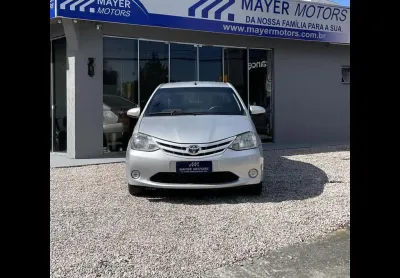 Toyota etios sd xs 2016
