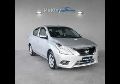 Nissan versa 16 s 2017