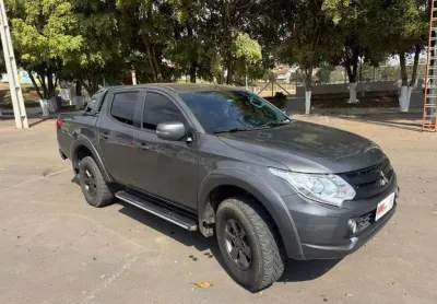 Mitsubishi l200 triton 2018 2.4 16v turbo diesel sport hpe top cd 4p 4x4 automático