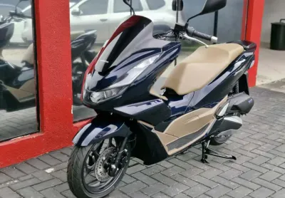 Honda pcx 160 dlx abs 2025