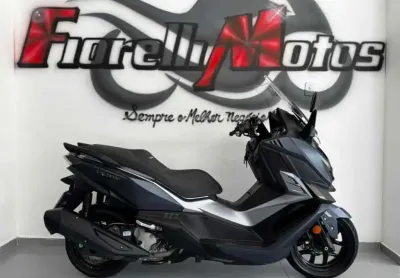 Dafra cruisym 300 2025