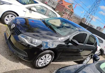 Gol g6 - direção hidráulica - air bag - abs - ar quente - limpador traseiro - flex - 2014 - manual