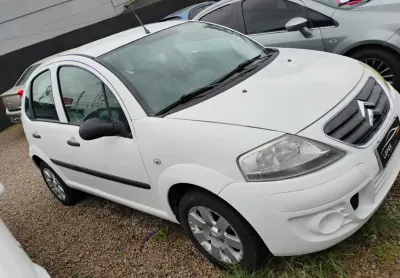 Citroen c3- 1.4 - glx com direção e ar cond. 