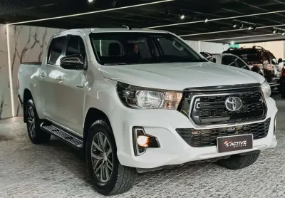 Toyota hilux cd srv 4x4 2.8 tdi diesel aut.