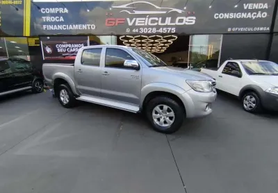 Toyota hilux 2.7 vvt-i flex cd srv 4x2 automático 2015