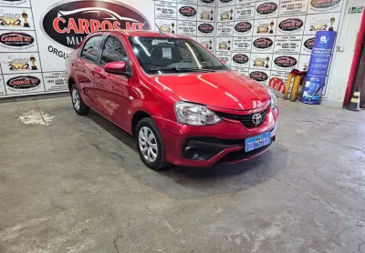Toyota etios 1.5 xs flex  4p automático 2018 
