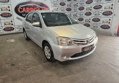 Toyota etios 1.5 xs flex  4p manual 2016 valor r$46.900,00