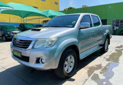 Toyota hilux 3.0 srv 4x4 cd 8v turbo 4p