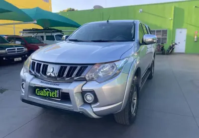 Mitsubishi triton 2.4 16v turbo diesel sport hpe top 4p 4x4 at 2020