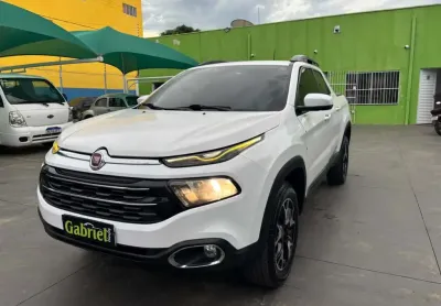 Fiat toro 1.8 16v evo flex freedom open edition automático 2017