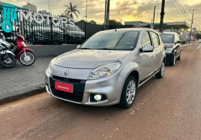 Renault sandero 1.6 privilege 16v flex 4p automatico 2013