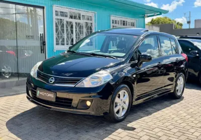 Nissan tiida hatch sl 1.8 16v-at 4p 2013