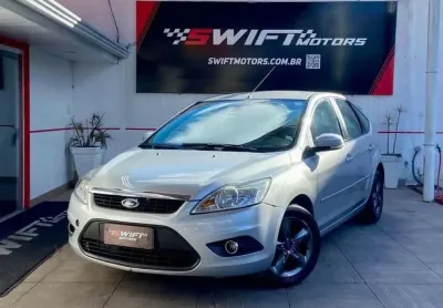 Ford focus hatch 2.0 2013
