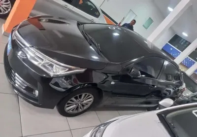 Toyota corolla w/novo  1.0 - preta - 2015/2016