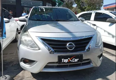 Nissan versa 16uniquecvt - prata - 2017/2017