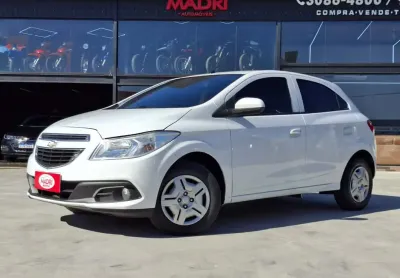 Chevrolet onix hatch lt 1.0 8v flexpower 5p mec.