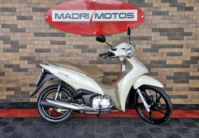 Honda BIZ 125 124 cc 