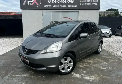 Honda fit lx, motor 1.4, ano 2012, completo, excelente custo beneficio