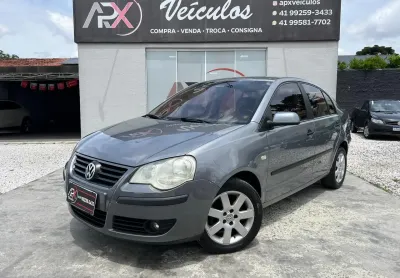 Volkswagen polo sedan 1.6 completo, ano 2008 excelente opção pro seu dia a dia.