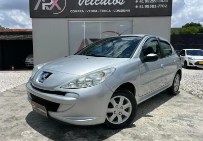 Peugeot 207 hb active 1.4, ano 2014, excelentee opção pro dia a dia.