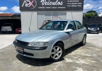 Chevrolet vectra gl 2.2, ano 1999 excelente espaço interno e conforto.