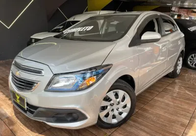 Chevrolet onix 1.4 lt 2016 muito novo !! 