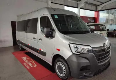 Renault master 2.3 executive 16 lugares  2025
