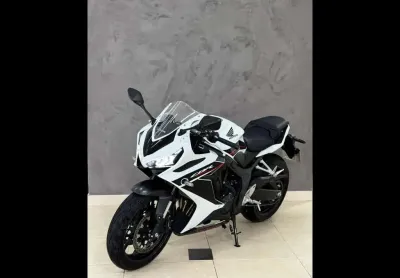 Honda cbr 650r 2024