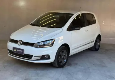 Volkswagen fox w/ connect mb - branca - 2019/2019