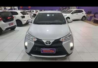 Toyota yaris yaris 1.5 xl plus connect cvt