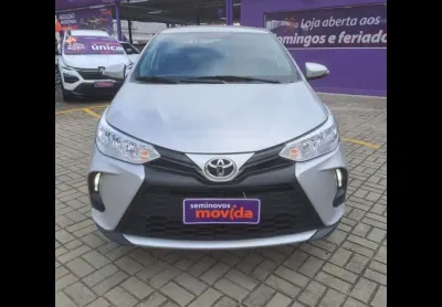 Toyota yaris yaris 1.5 xl plus connect cvt