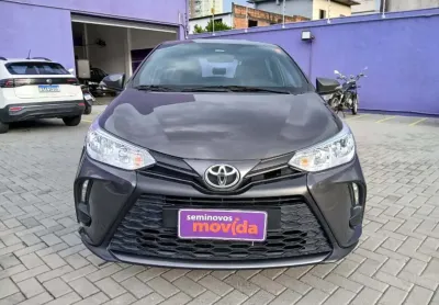 Toyota yaris yaris 1.5 xl plus connect cvt