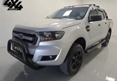Ford Ranger XLS 2.5 16V 4x2 CD Flex  - Prata - 2017/2017