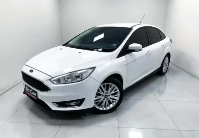 Ford focus fastback se/se plus 2.0 flex aut.  - branca - 2017/2018